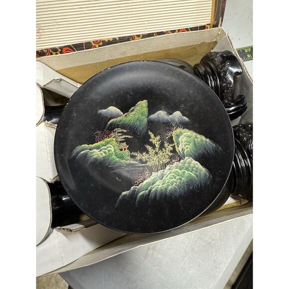 Vintage Fujian Lacquer Ware Asian Hand Painted Set 2 Vases 1 Plate In Box Papers - Picture 12 of 16